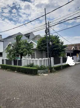 Dijual Rumah di Jl. Cucur Bintaro Jaya Sektor 4