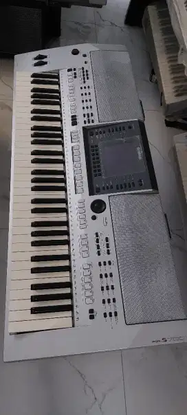 Keyboard yamaha Psr-S 700