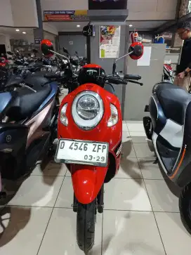 Diskon 1 juta cash/kredit - Scoopy Sporty 2023 - Hub. Sri Sanjaya