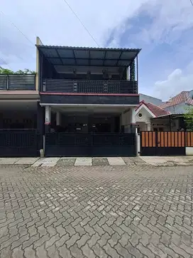 Rumah siap huni, Renovasi, 2,5 LT. Di Perum Taman Adhiloka, Neglasari