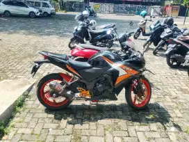 Honda Cbr 250 cbu