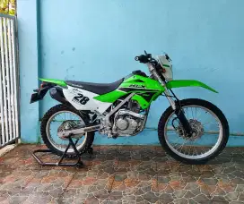 Kawasaki klx 150 tahun 2023 km rendah