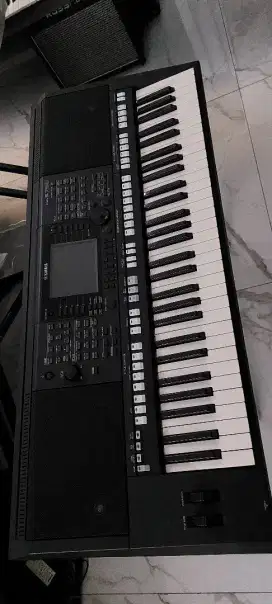 Keyboard yamaha Psr S-750