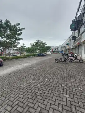 Disewakan ruko boulevard Grandcity