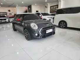 MINI Cooper S F56 JCW Pack 2016 km29rb