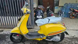 JUAL SANTAI VESPA SPRINT S 150cc 2021