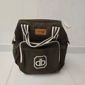 Tas ransel bayi dialogue