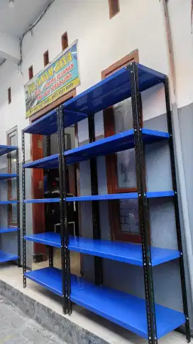 RAK BESI SIKU LUBANG