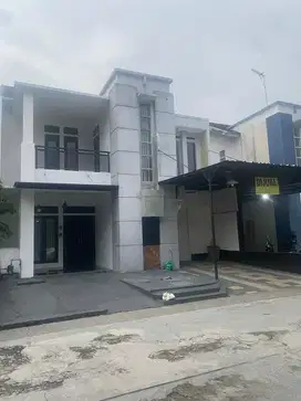 Rumah bagus dijual cepat di Gegerkalong ciwaruga Bandung