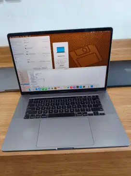 Macbook Pro 2019 16 I7 second warranty
