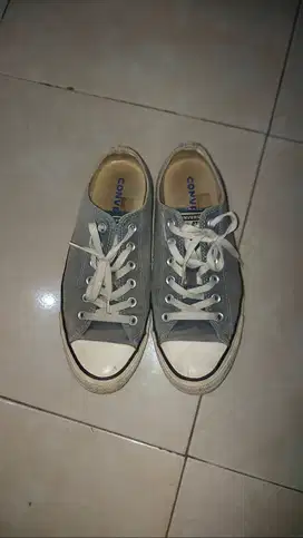 Sepatu Converse Original warna biru favorit