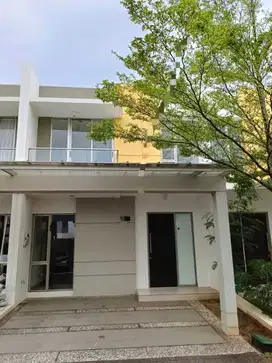 Disewakan Rumah Pik 2 Cbd Ukuran 8x10 3 Kamar tidur termurah