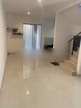Disewakan Rumah Termurah Golf Island Semi Furnish