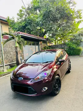 Ford Fiesta 1.4 Trend Matic Tgn1, Full Beebot, Velg Mdl Te37 Guanteng