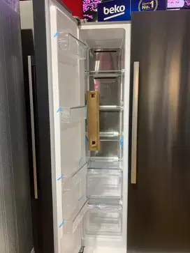 Kulkas 2 pintu Beko GNO 5231 B5