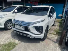 Xpander ultimate at 2018 putih