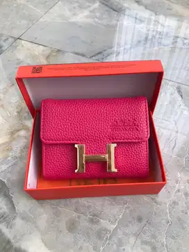 Dopet pink wanita