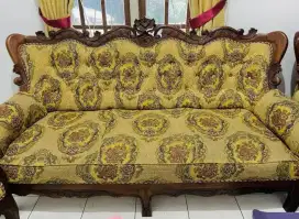 JUAL Sofa Set Meja Lokasi Srengseng Sawah Jaksel