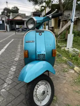 Vespa exclusive tahun 2001