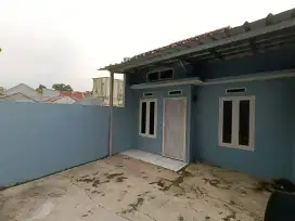 Rumah siap huni, sdh tesedia kitchen set berikut tungku gas tanam