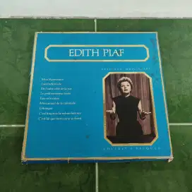 Piringan Hitam/Vinyl EDITH PIAF (Isi 3 pcs)