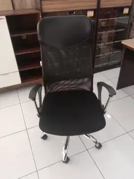 KURSI MANAGER - ACTIV KENT KM 104