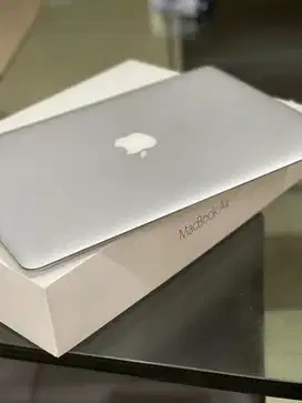 MacBook Air 13 Core i5, RAM 8GB/128GB Tahun 2017