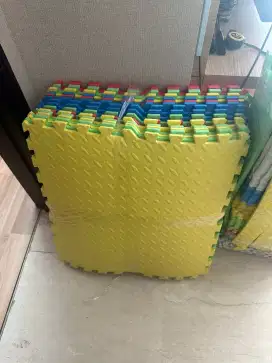 Mats, karpet kotak bongkar pasang