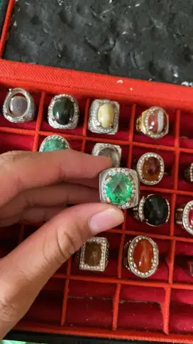 Batu Permata Green Topaz Natural
