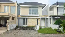 Rumah Royal Residence Wiyung Modern Minimalis Hadap Selatan