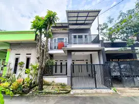 Rumah 2 Lt Dubantu KPR 15 Mnt ke Mal Ciputra Tangerang J-26564