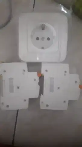 Mcb listrìk atau kelistrikan