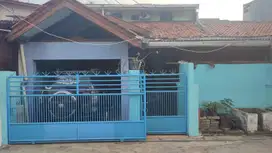 Rumah 5 Kamar Tidur 10 Mnt ke Supermal Karawaci Siap KPR J-11720