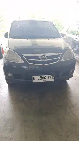 Jual avanza G MT 1,300