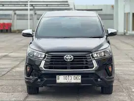 TOYOTA INNOVA VENTURER 2.0 BLACK BENSIN 2023 KM 7x.xxx FULL RECORD!!