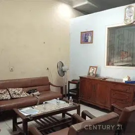 Rumah 2 Lantai Di Pisangan Lama Dekat Area Komersil S7847