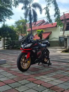 NINJA 250 FI 2013 ODO 22RB