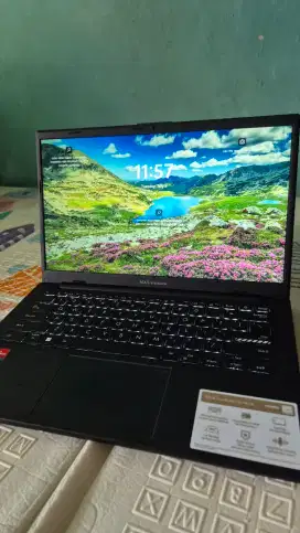 Asus Vivobook E1404fa Ryzen 3 8/512