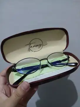 Kacamata Minus Blueray Baru Merk Tammy Glasses