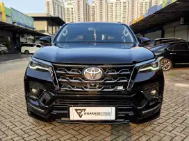 Toyota Fortuner VRZ GR Sport Kicksensor 2.8 AT Hitam NIK 2023 TERAWAT