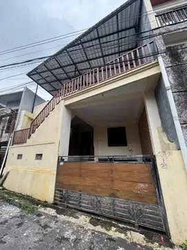 Jual Rumah LT 125m2 di Cengkilung Cekomaria