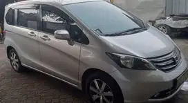 Honda Freed 2011 Bensin