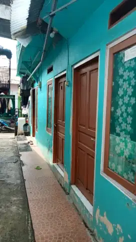 Dijual kosan 4 pintu di dalam kawasan Gading serpong