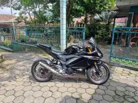 DIJUAL CEPAT B.U YAMAHA YZF R25 V2 TAHUN 2020 MODIF MAHAL KONDISI GRES