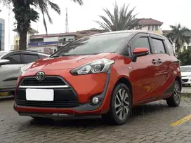 Toyota Sienta 1.5 V Bensin-MT 2016