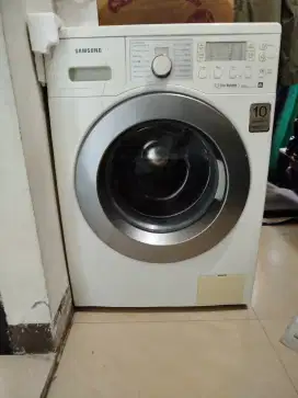 Mesin Cuci Samsung Eco Bubble 1 Tabung Front Loading 7,5kg WFO754W7V