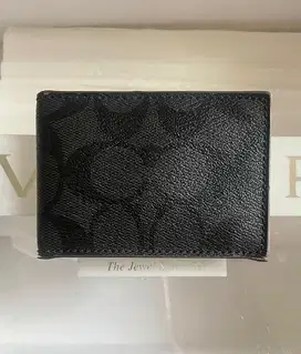 AUTHENTIQUE COACH WALLET