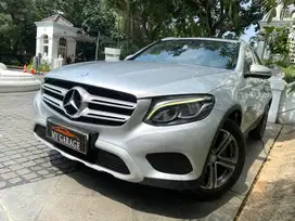 GLC 250 Excusive 2017 Facelift Silver,km 60rb Miles,Full Original