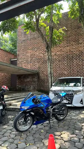 Kawasaki ZX-25R/ZX25R ABS QS