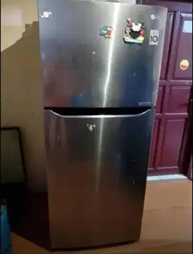 LG Kulkas 2 Pintu 416L gross (Second tahun 2019)